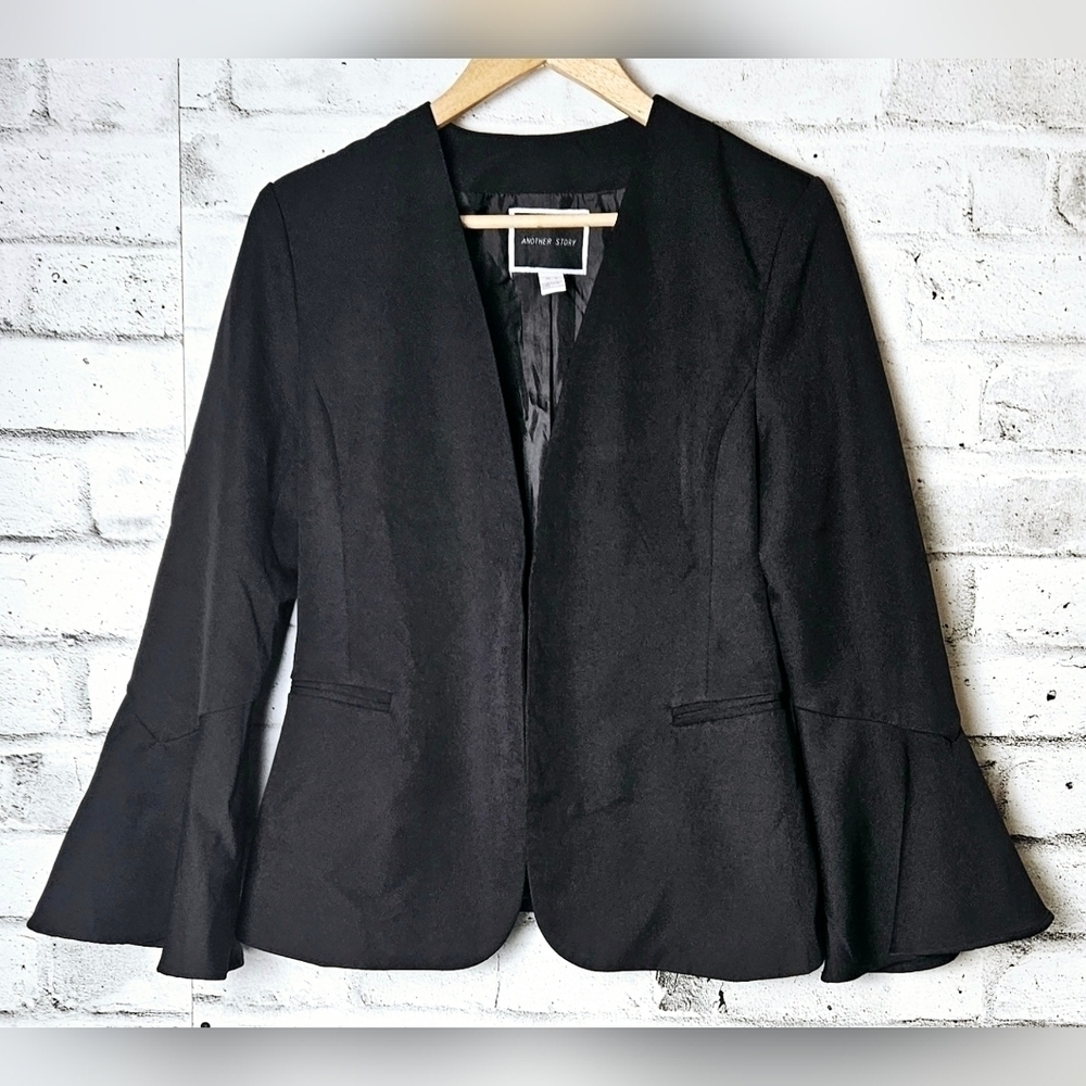 Another Story Black Bell Sleeve Blazer Women’s Medium Open Front